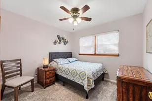 7845 Van Buren Ave, Munster, IN 46321 - Photo 13