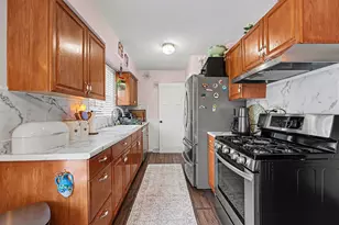 7845 Van Buren Ave, Munster, IN 46321 - Photo 11