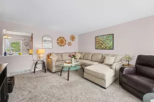 7845 Van Buren Ave, Munster, IN 46321 - Photo 5