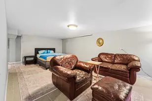 7845 Van Buren Ave, Munster, IN 46321 - Photo 19