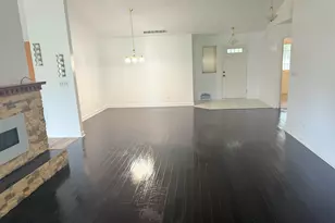 6289 Grosbeak Ct, Hobart, IN 46342 - Photo 9