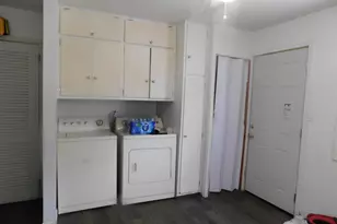 837 Spruce St, Hammond, IN 46324 - Photo 9