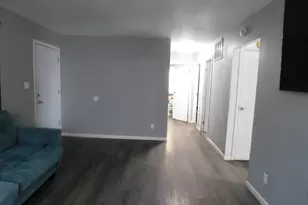 837 Spruce St, Hammond, IN 46324 - Photo 5