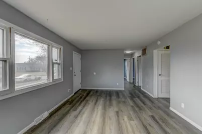 837 Spruce Street, Hammond, IN 46324 - Photo 5