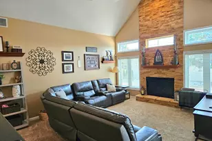 12617 Pennsylvania Pl, Crown Point, IN 46307 - Photo 3