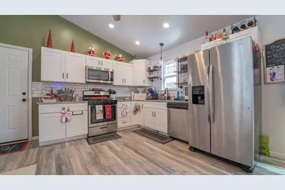 695 Cross Meadows Drive, Valparaiso, IN 46385 - Photo 7