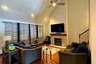 9204 Wright St, Merrillville, IN 46410 - Photo 15