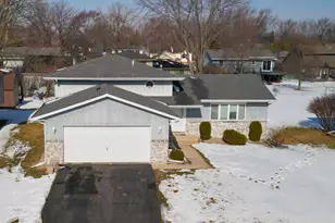 3093 Fairhaven Cir, Crown Point, IN 46307 - Photo 1