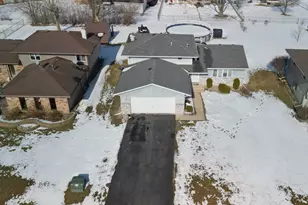 3093 Fairhaven Cir, Crown Point, IN 46307 - Photo 51