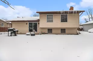 1624 Fox Point Dr, Chesterton, IN 46304 - Photo 15