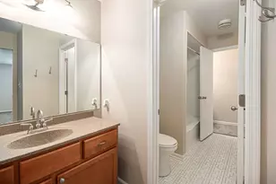 2617 Knollwood Dr, Crown Point, IN 46307 - Photo 9