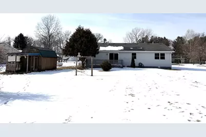 9103 Estates Drive, Demotte, IN 46310 - Photo 5