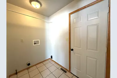 9103 Estates Drive, Demotte, IN 46310 - Photo 33