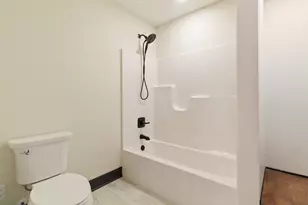 8384 Willow Haven Dr, Saint John, IN 46373 - Photo 37