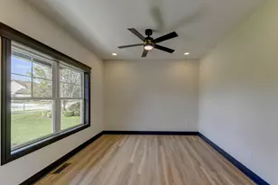 8384 Willow Haven Dr, Saint John, IN 46373 - Photo 5