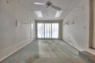 8343 W Pahs Rd, Michigan City, IN 46360 - Photo 23