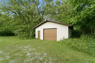 8343 W Pahs Rd, Michigan City, IN 46360 - Photo 27