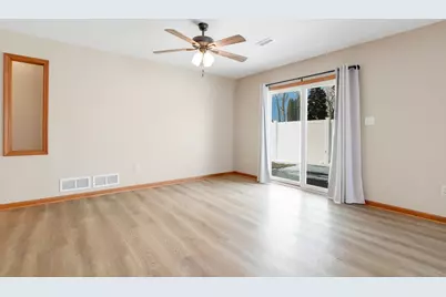 1827 W Ash Street, Griffith, IN 46319 - Photo 7