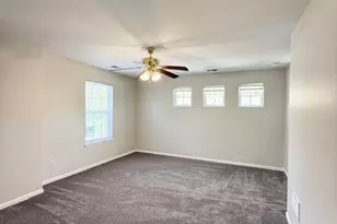1239 Fox Hollow Dr, Chesterton, IN 46304 - Photo 9