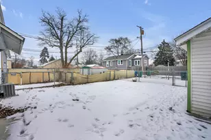 7511 Monroe Ave, Hammond, IN 46324 - Photo 19