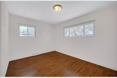 622 E 54th Avenue, Merrillville, IN 46410 - Photo 15