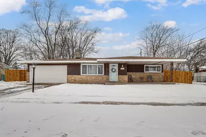 622 E 54th Avenue, Merrillville, IN 46410 - Photo 1