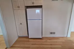 801 N Shelby St, Gary, IN 46403 - Photo 11