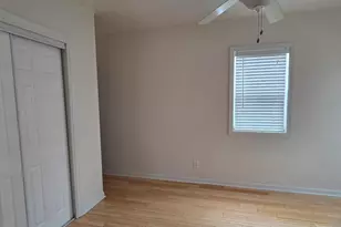 801 N Shelby St, Gary, IN 46403 - Photo 17