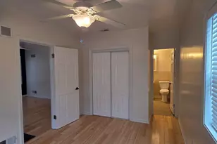 801 N Shelby St, Gary, IN 46403 - Photo 25