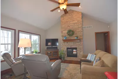 4221 Westwood Lane S, Chesterton, IN 46304 - Photo 3