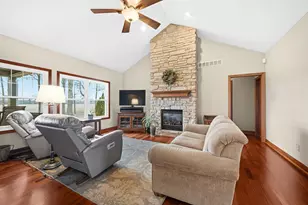 4221 Westwood Ln S, Chesterton, IN 46304 - Photo 5