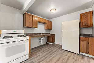 4079 Missouri St, Hobart, IN 46342 - Photo 11