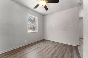 4079 Missouri St, Hobart, IN 46342 - Photo 9