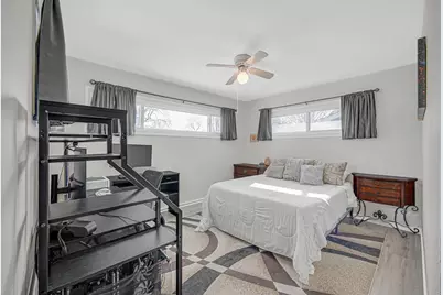 7742 Catalpa Avenue, Hammond, IN 46324 - Photo 19