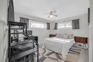 7742 Catalpa Ave, Hammond, IN 46324 - Photo 19