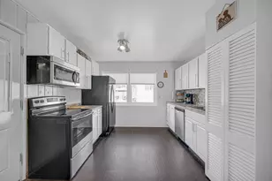 7742 Catalpa Ave, Hammond, IN 46324 - Photo 11