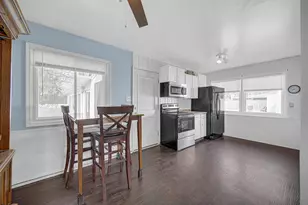 7742 Catalpa Ave, Hammond, IN 46324 - Photo 9