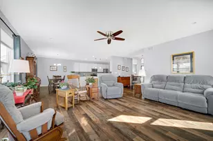 10280 California St, Crown Point, IN 46307 - Photo 7