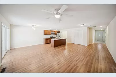 1524 Woodland Avenue, Michigan City, IN 46360 - Photo 3