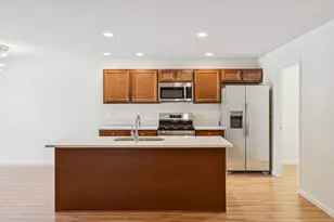 1524 Woodland Ave, Michigan City, IN 46360 - Photo 5