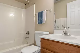 2343 99th St, Highland, IN 46322 - Photo 11