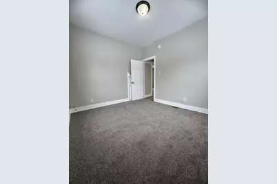 2715 164th Place, Hammond, IN 46323 - Photo 5