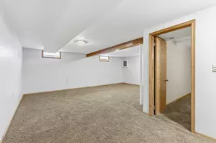 713 N Robin Ct, Griffith, IN 46319 - Photo 13