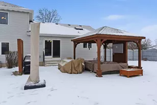 713 N Robin Ct, Griffith, IN 46319 - Photo 25