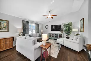 8341 Larkspur Ter, Saint John, IN 46373 - Photo 5