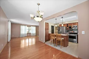 615 Mississinewa St, Chesterton, IN 46304 - Photo 7