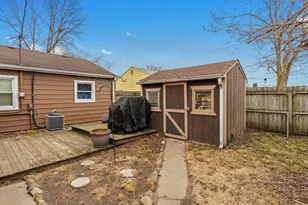 614 W Elm St, Griffith, IN 46319 - Photo 15