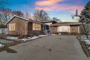 8796 Madison Ave, Munster, IN 46321 - Photo 1