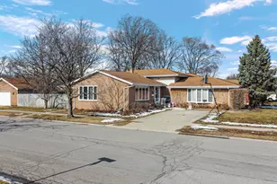 8796 Madison Ave, Munster, IN 46321 - Photo 7