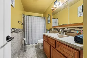 6810 Van Buren St, Merrillville, IN 46410 - Photo 5